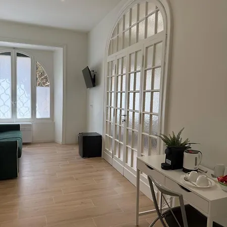 Domus Giulio Guest house Rome
