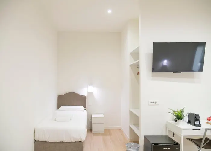 Domus Giulio Gæstehus