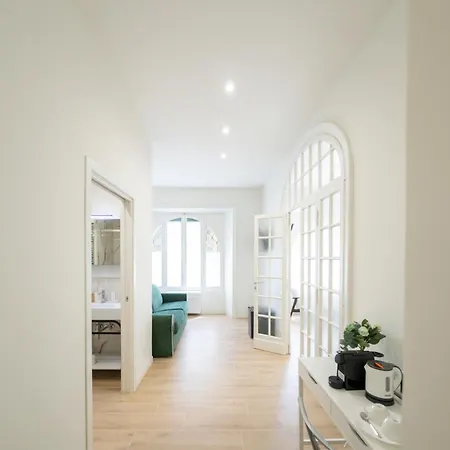 Domus Giulio Konukevi 4*